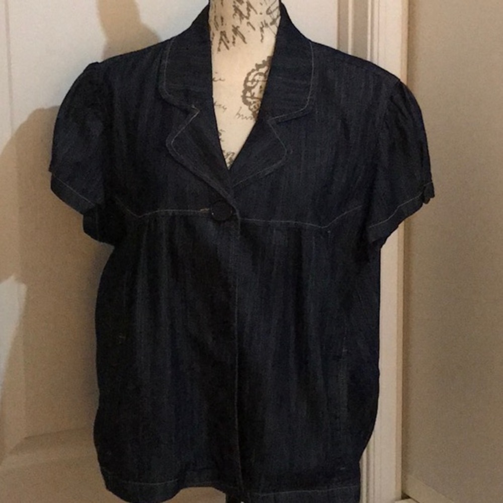 Denim short sleeve jacket
